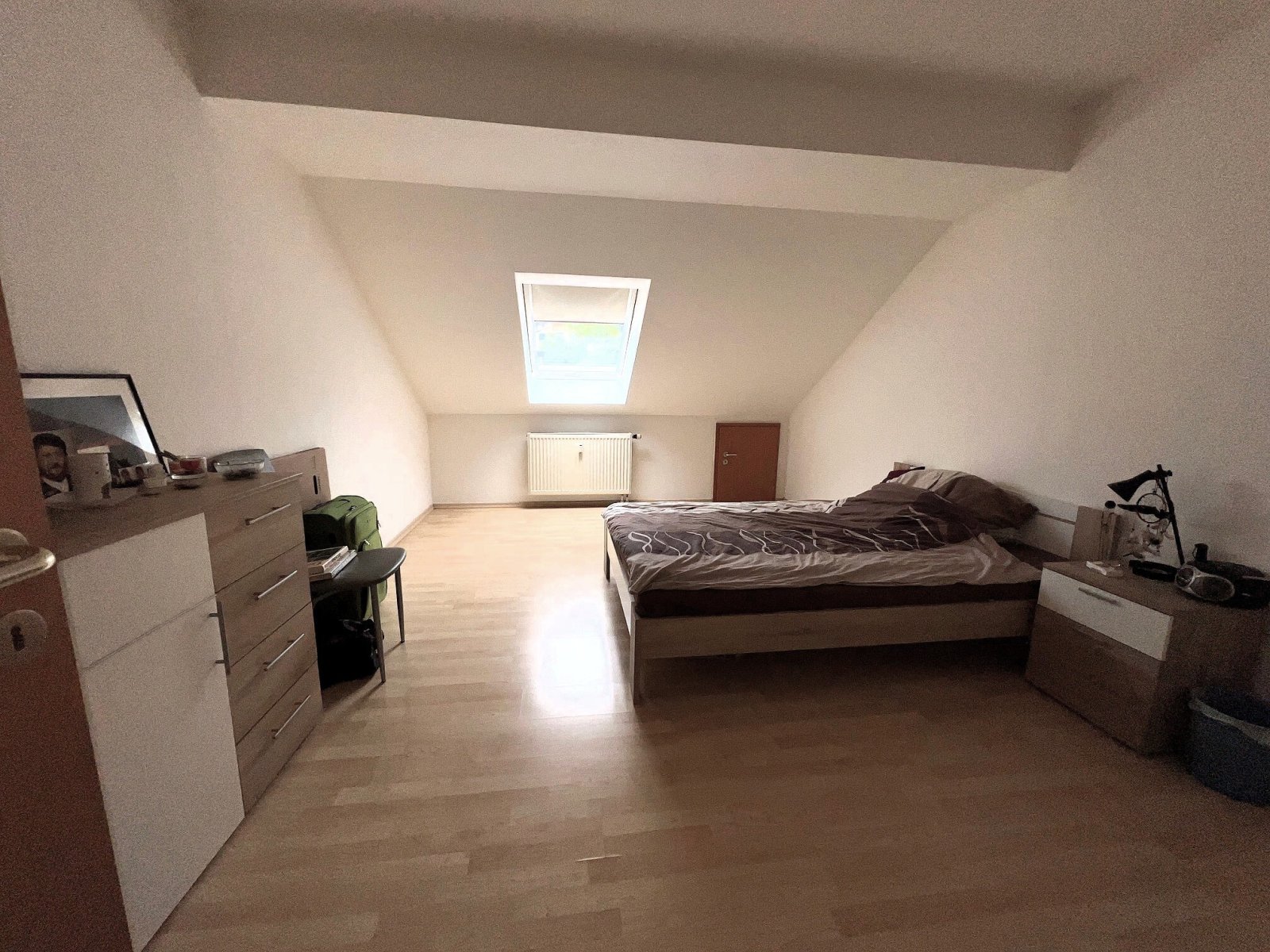 Schlafzimmer 1